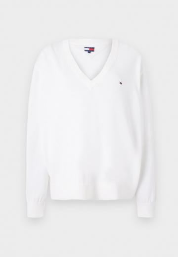 Пуловер в полоску