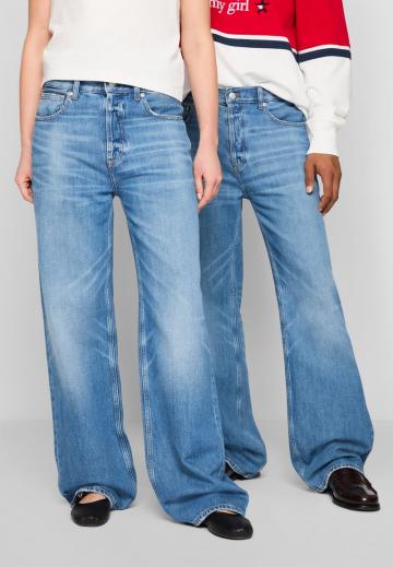 Свободные джинсы