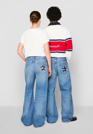 Свободные джинсы