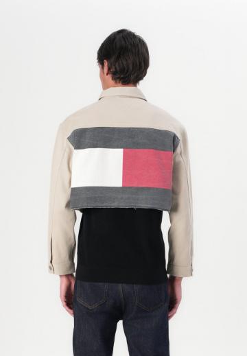 Джинсовая куртка