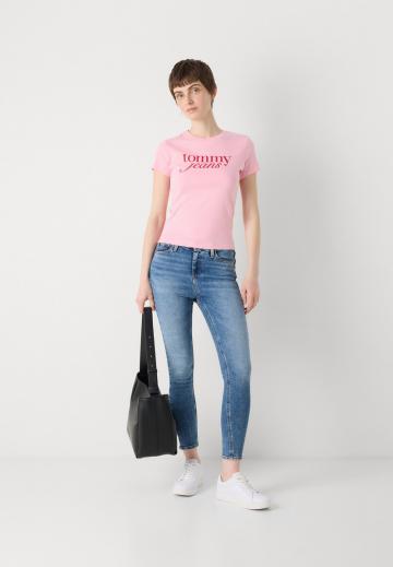 Узкие джинсы