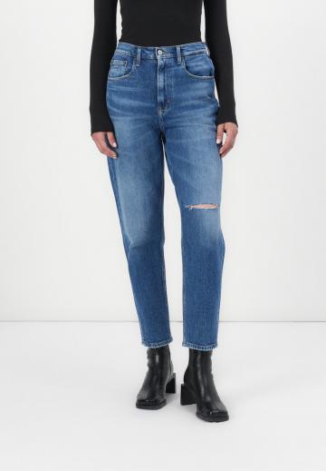 Прямые джинсы