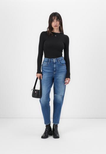 Прямые джинсы