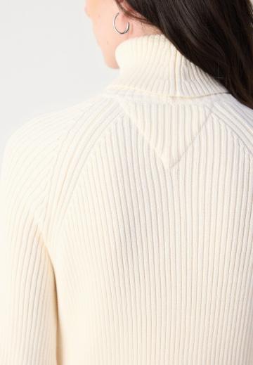 Вязаное платье