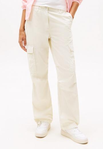 Брюки с накладными карманами