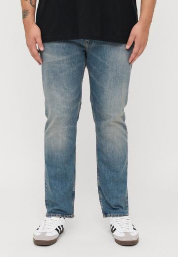 Узкие джинсы