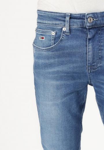 Узкие джинсы