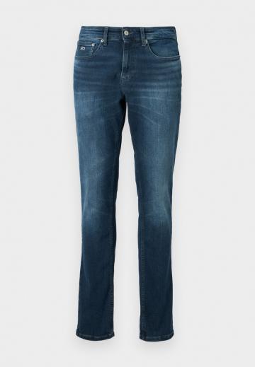 Узкие джинсы