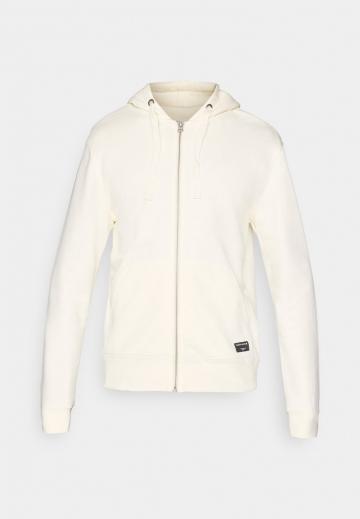 Спортивная кофта