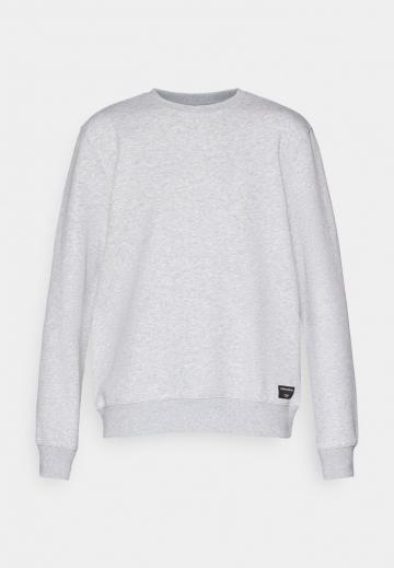 Спортивная кофта