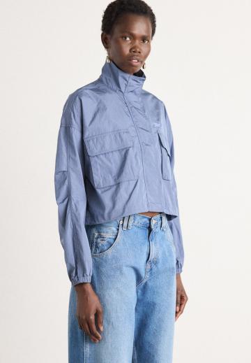 Короткая куртка