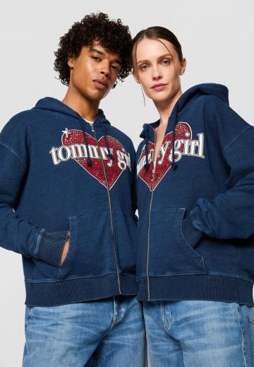 Пуловер с капюшоном