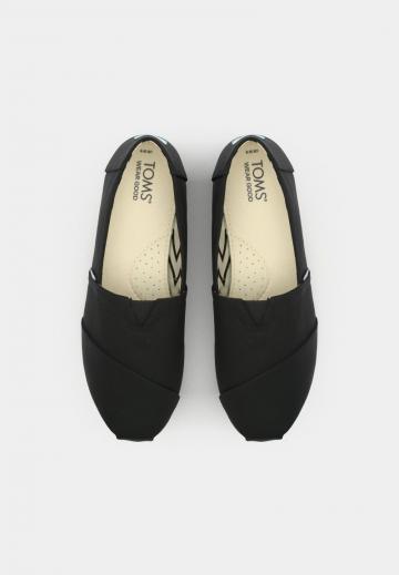 Полуботинки