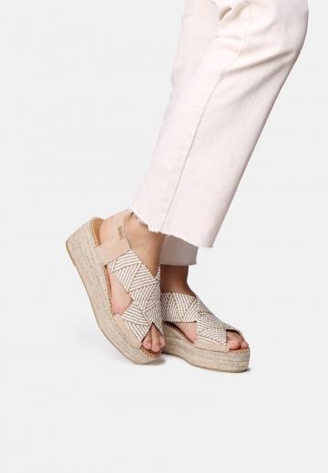 Гандбольные кроссовки