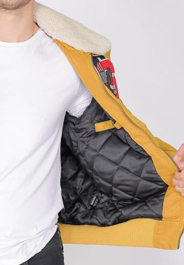 Куртка бомбер