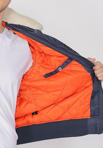 Куртка бомбер