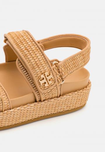 Босоножки на платформе