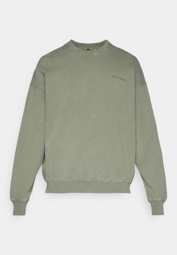 Спортивная кофта