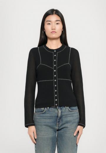 Вязаная кофта