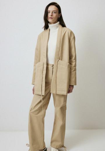 Короткое пальто