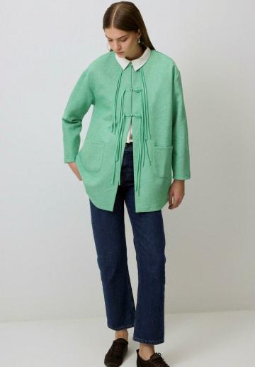 Короткое пальто