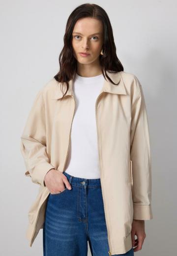 Короткое пальто