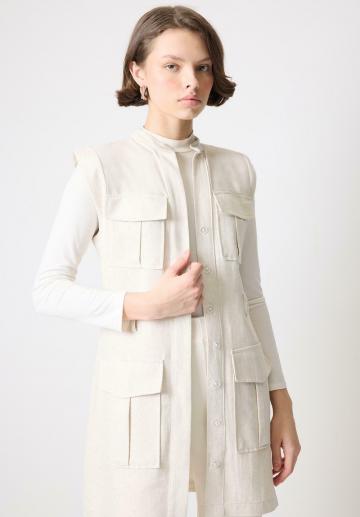 Длинный жилет