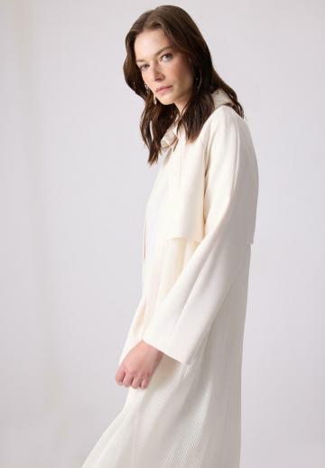 Шерстяное пальто