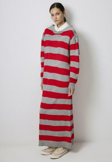 Вязаное платье