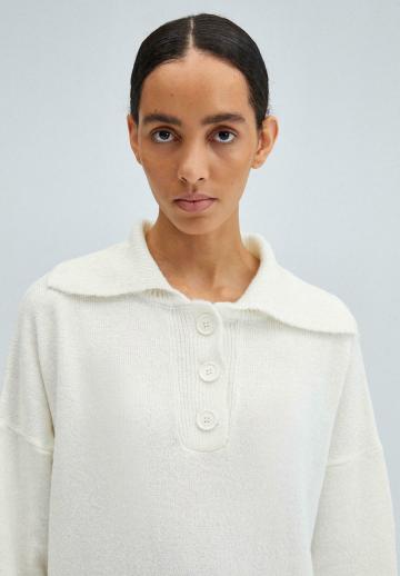 Вязаное платье