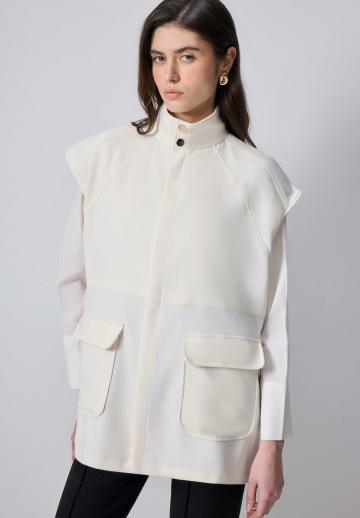 Длинный жилет