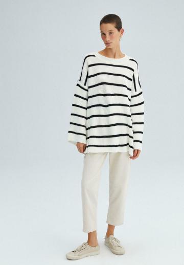 Длинный пуловер