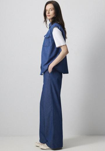 Джинсовая жилетка