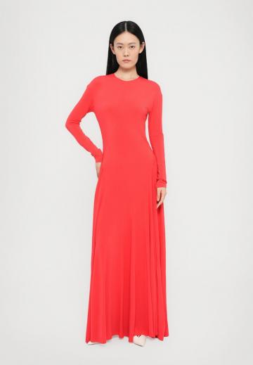 Длинное платье