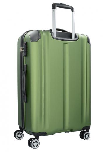 Чемодан на колесах