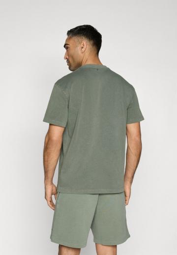 Спортивная майка