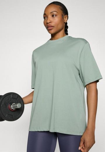 Спортивная майка