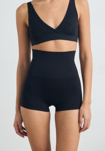 Корректирующее белье