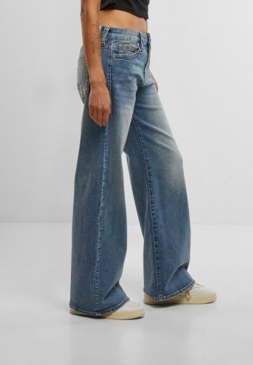 Свободные джинсы