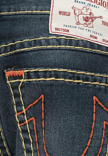 Прямые джинсы