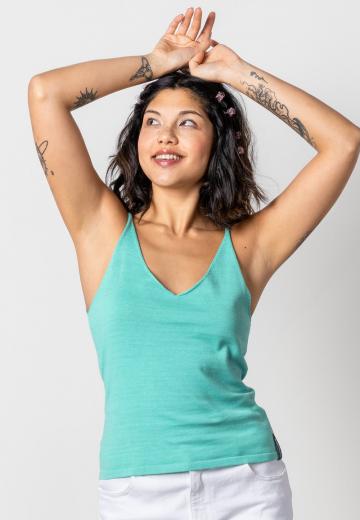 Топ на бретельках