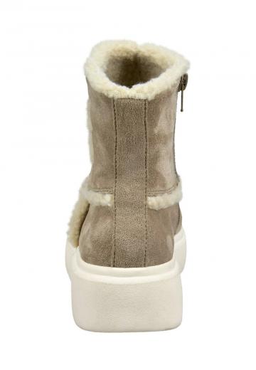 Зимние ботинки