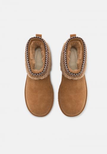 Зимние ботинки