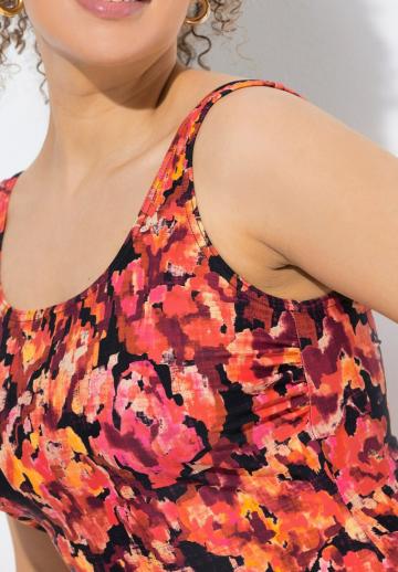 Слитный купальник