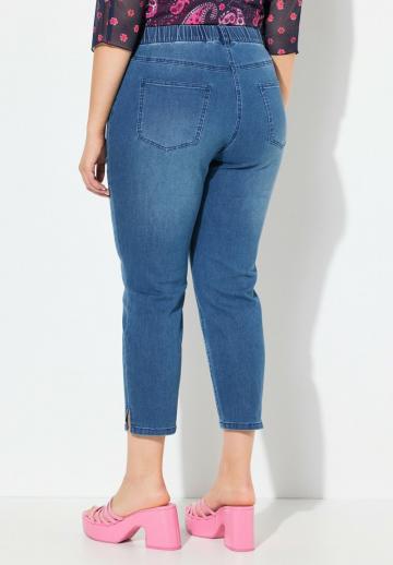 Короткие джинсы