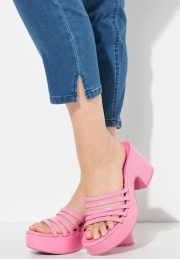 Короткие джинсы