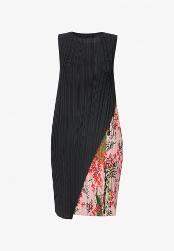 Платье футляр