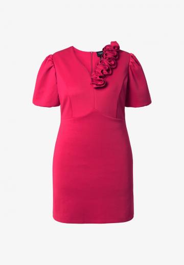 Платье футляр