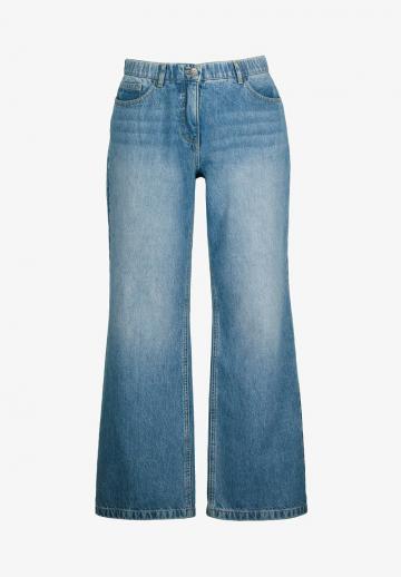 Клешеные джинсы