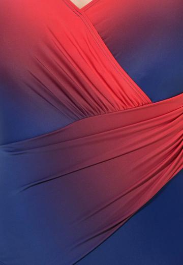 Слитный купальник